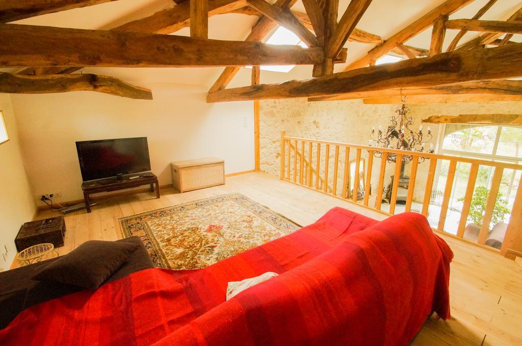Chambres D'Hotes Domaine De La Rose Des Vents Castelnau-sur-l'Auvignon Bagian luar foto