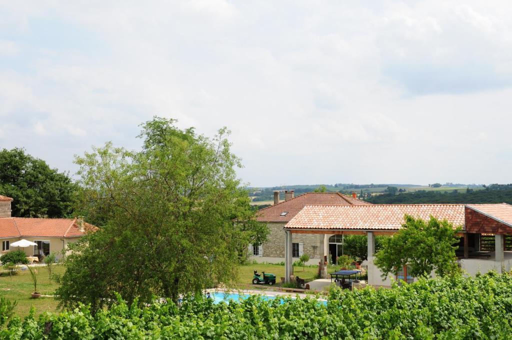 Chambres D'Hotes Domaine De La Rose Des Vents Castelnau-sur-l'Auvignon Ruang foto